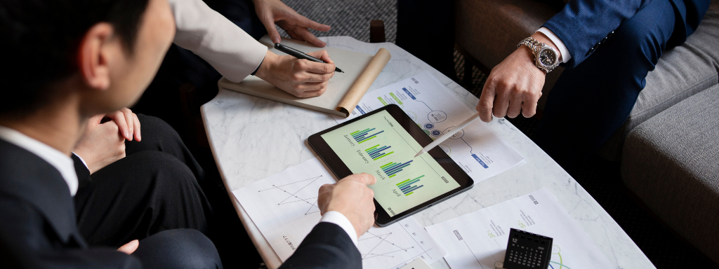 How Financial Advisory Services Drive Finance Growth